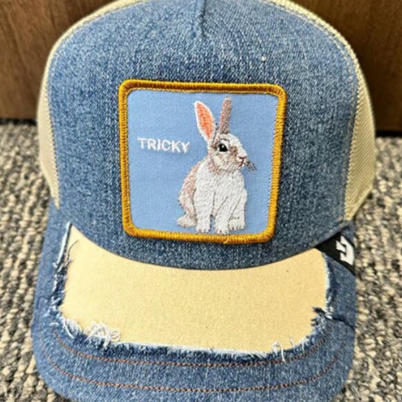 Goorin Bros Animal Farm Trucker Baseball Snapback Hat Cap Tricky Silky Rabbit